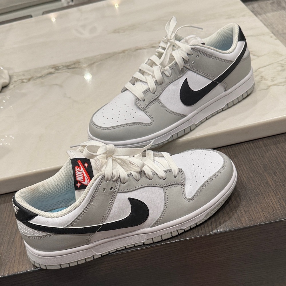 Nike Men's White and Gray Low Dunk Sneakers